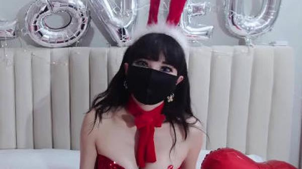 骚货甜心的曼妙舞姿让你直喷鼻血